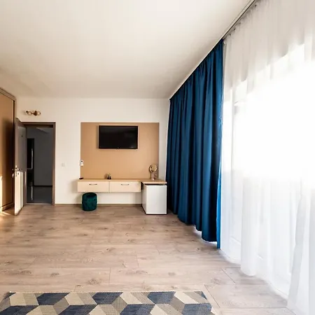 招待所 Blue Solaire