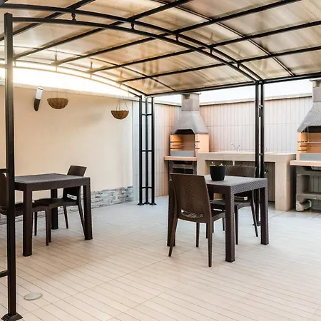 招待所 Blue Solaire 3*