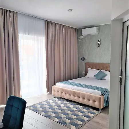 Blue Solaire 那沃达利