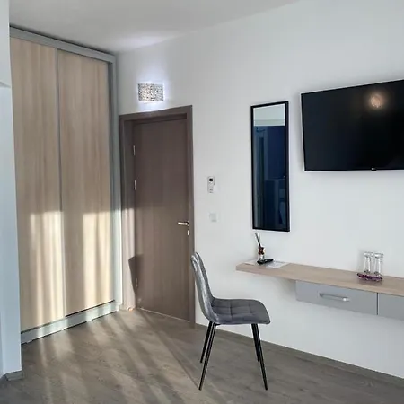 Blue Solaire 3* 那沃达利